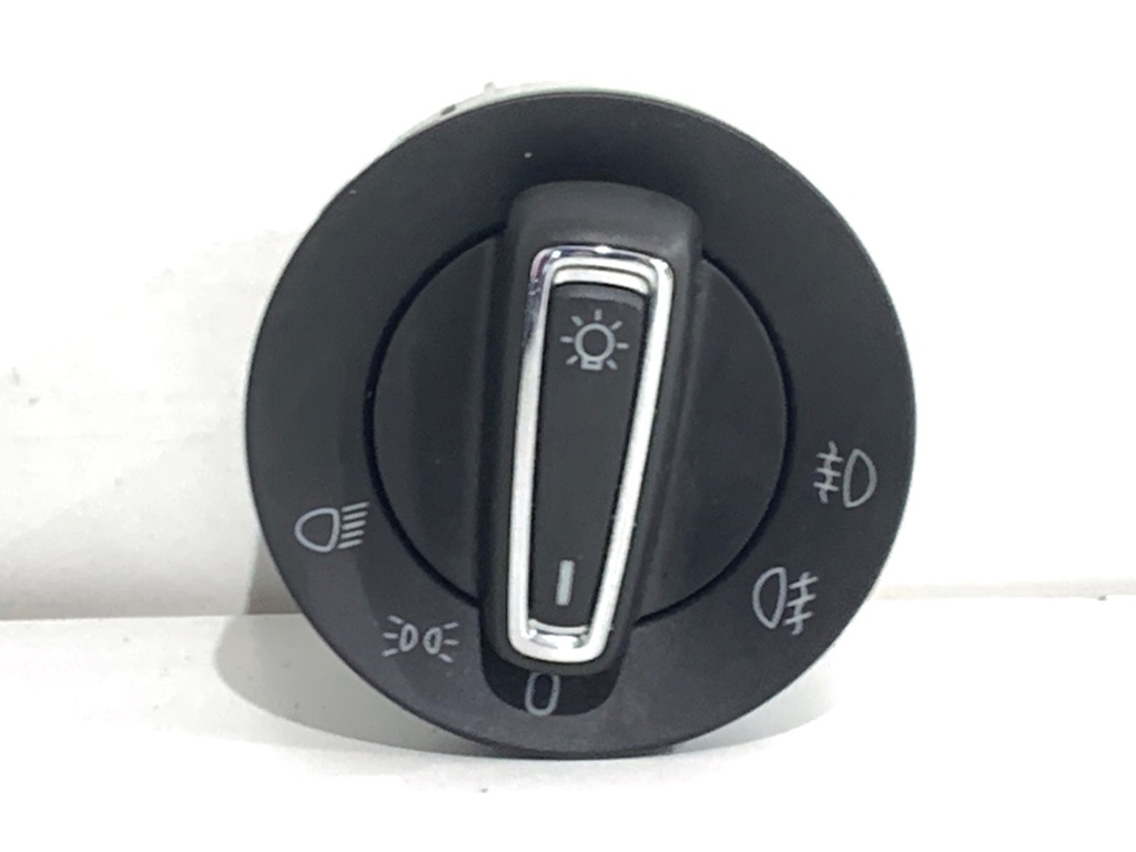 [STARK-816619] Interruptor de luces SKODA RAPID (NH3, NK3, NK6) 2012-2022