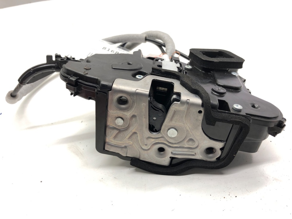 [STARK-816834] Cerradura de puerta delantera derecha SKODA KAMIQ (NW4) 2019-2022 1.0 TSI