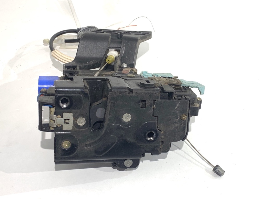 [STARK-820306] Cerradura de puerta trasera derecha VW Touareg (7LA, 7L6, 7L7) 2002-2013
