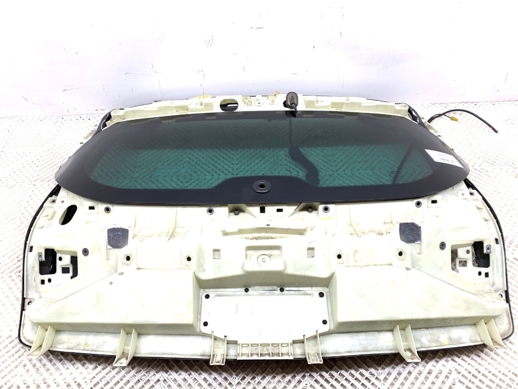 [STARK-808662] Portón trasero Renault Megane IV liftback (B9A/M/N_) 2015-2022