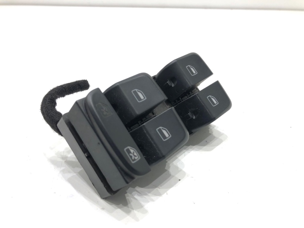 [STARK-823810] Interruptor de elevalunas AUDI A4 B8 Avant (8K5) 2007-2015