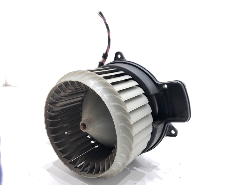 [STARK-823979] Ventilador de admisión AUDI A6 C7 Avant (4G5, 4GD) 2011-2018
