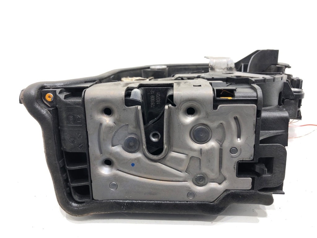 [STARK-829589] Cerradura de puerta trasera izquierda BMW X1 (F48) 2014-2022