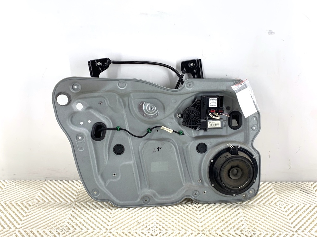 [STARK-831842] Elevador de ventanilla delantero izquierdo VW Caddy III 1.6 TDI 75 kW 2010-2015