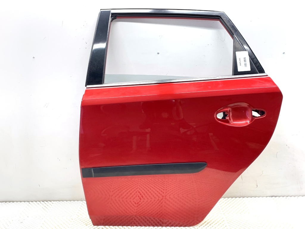 [STARK-845205] Puerta trasera izquierda Toyota Auris (_E18_) 2012-2018
