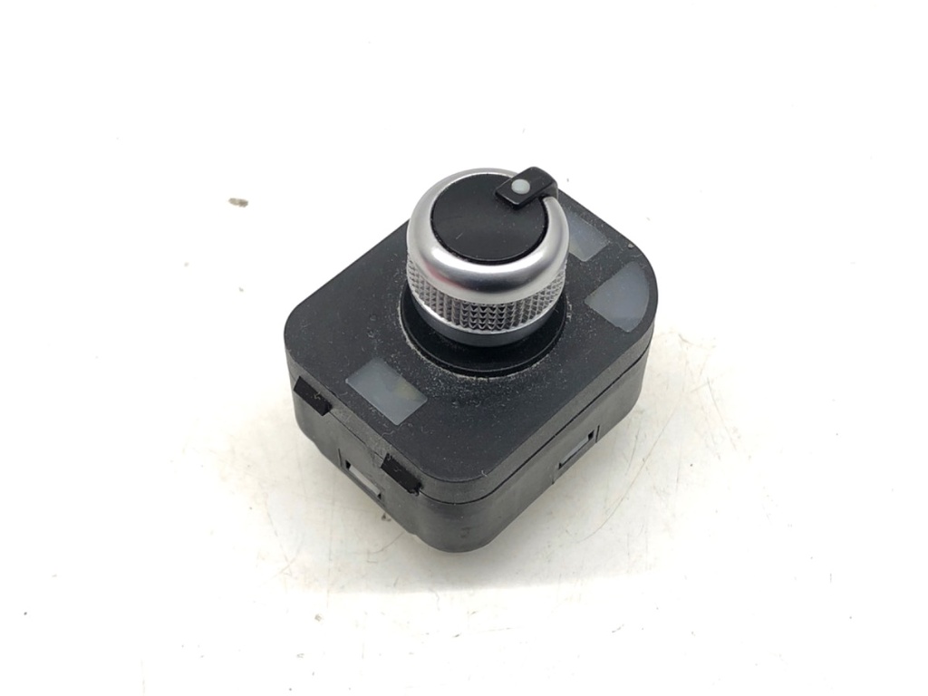 [STARK-833324] Interruptor de ajuste de retrovisores AUDI A7 Sportback (4GA, 4GF) 2010-2018