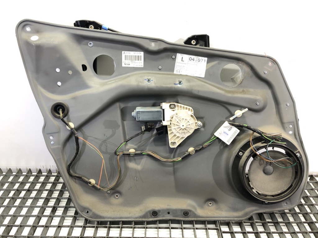 [STARK-834971] Elevalunas delantero izquierdo Mercedes-Benz Clase A (W169) 2004-2012