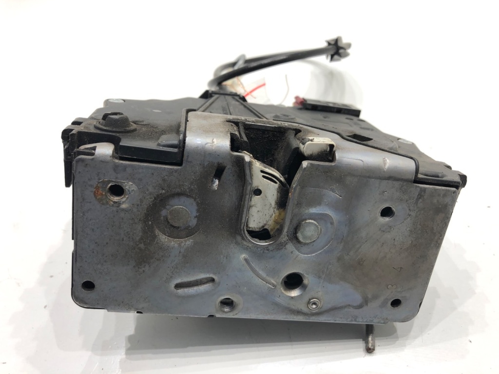 [STARK-835077] Cerradura de puerta trasera derecha Opel Corsa D (S07) 1.2 2006-2014