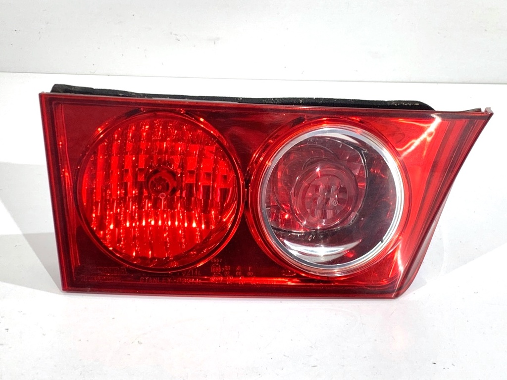 [STARK-836157] Piloto trasero izquierdo HONDA ACCORD VII (CL, CN) 2003-2012