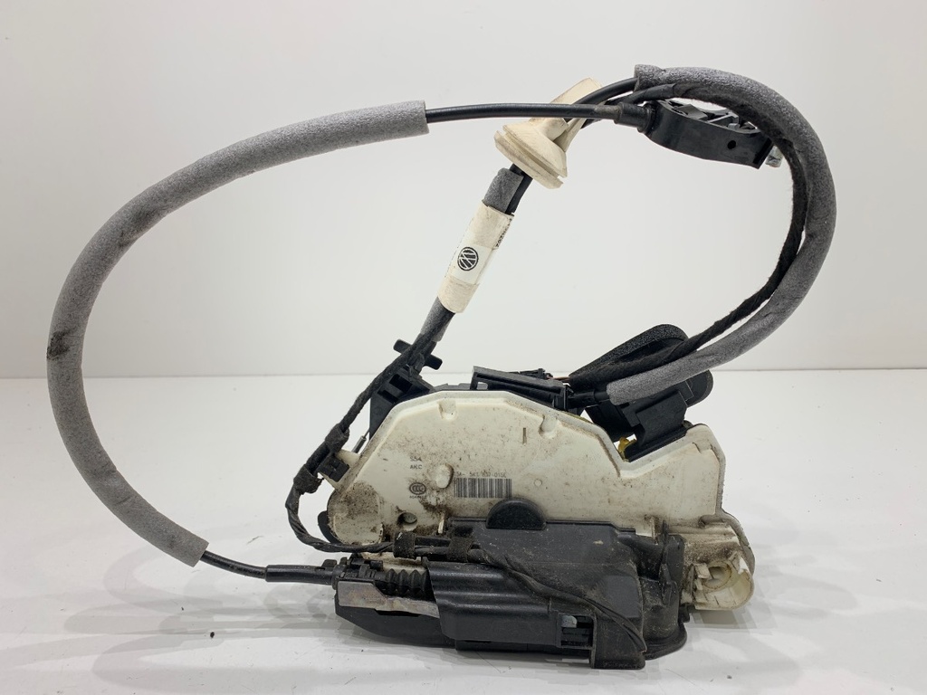 [STARK-836615] Cerradura de puerta delantera izquierda VW Golf VII (5G1, BQ1, BE1, BE2) 2012-2022