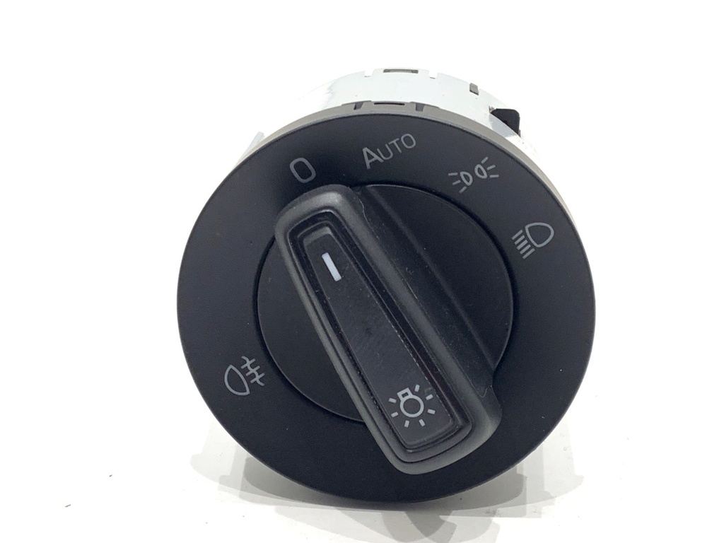 [STARK-837191] Interruptor de luces SKODA FABIA III (NJ3) 2014-2022
