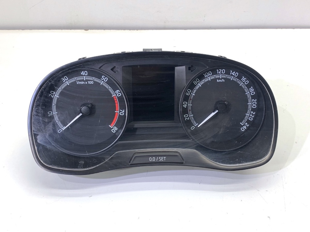 [STARK-837242] Velocímetro SKODA FABIA III (NJ3) 2014-2022 1.0 44kW 6V0920700D
