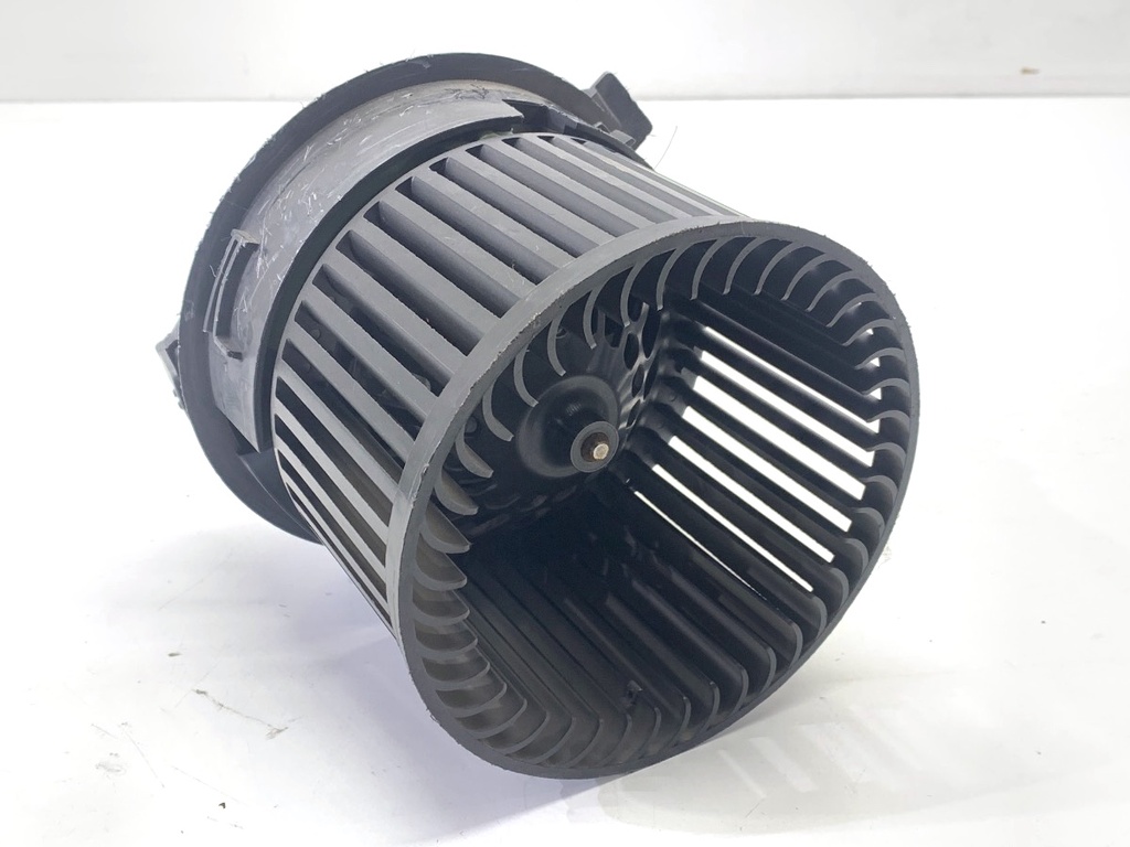 [STARK-837534] Ventilador de admisión PEUGEOT 2008 I (CU_) 1.2 THP 110 / PureTech 110 81 kW 2015-2022