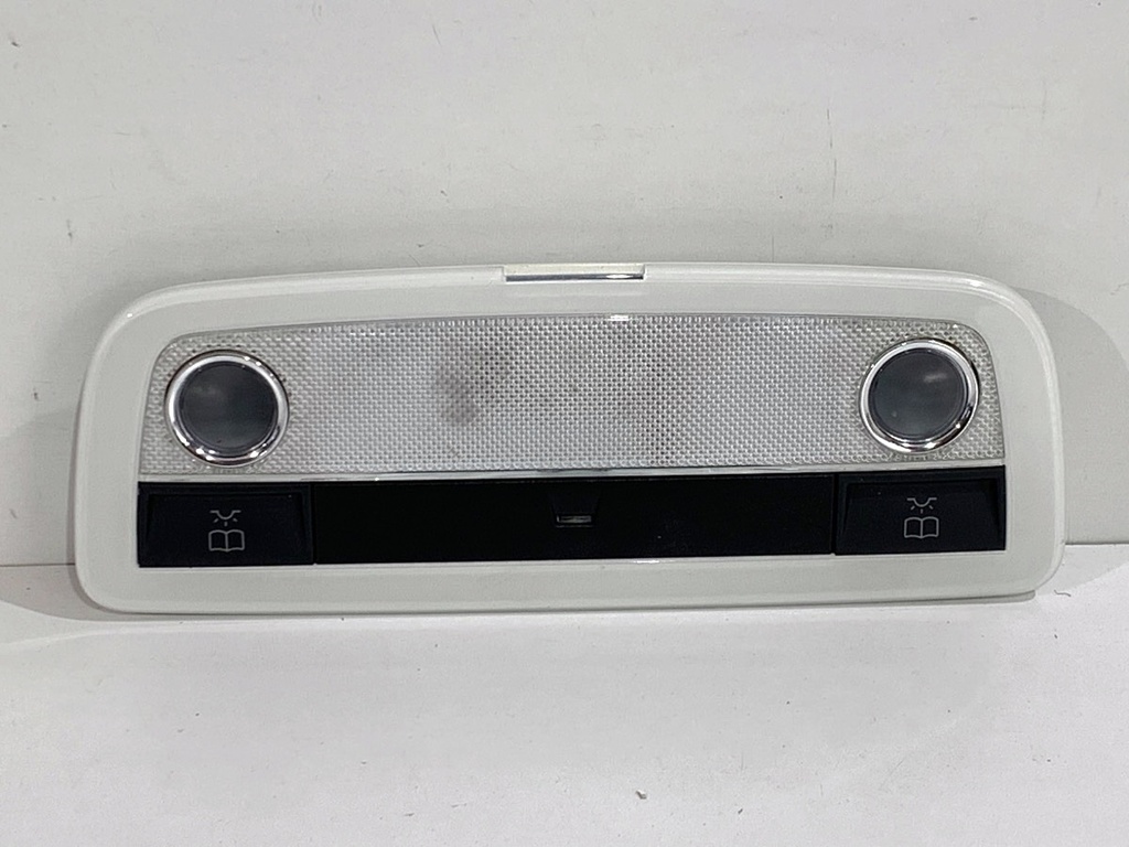 [STARK-838546] Lámpara de techo Mercedes-Benz Clase A (W176) 2012-2018 A2049060335