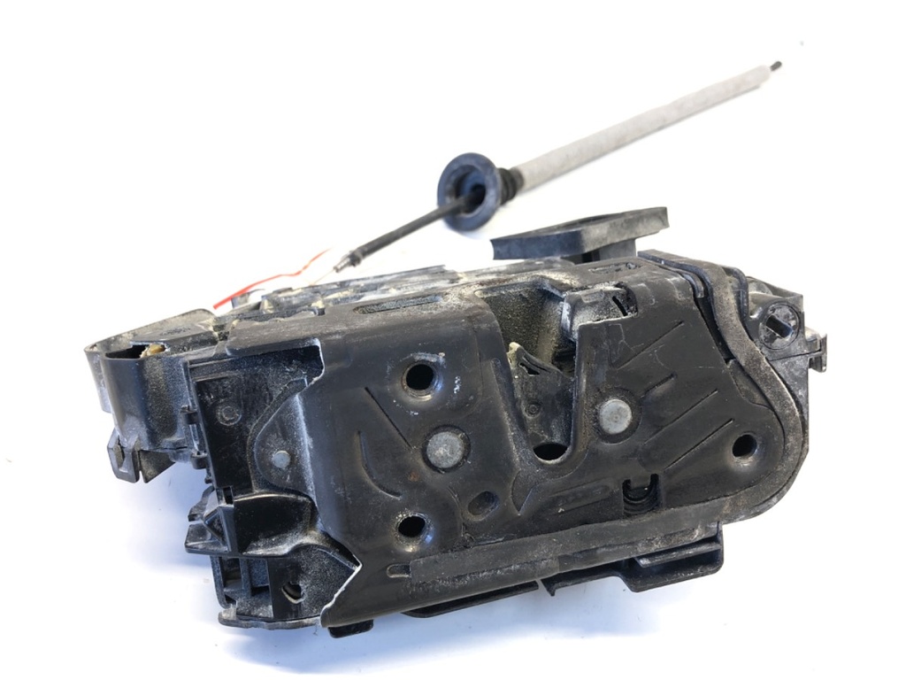[STARK-842686] Cerradura de puerta delantera derecha SKODA FABIA III (NJ3) 2014-2022