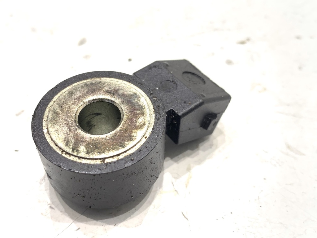 [STARK-843547] Sensor de detonación BMW Serie 5 (G30, F90) 2016-2022