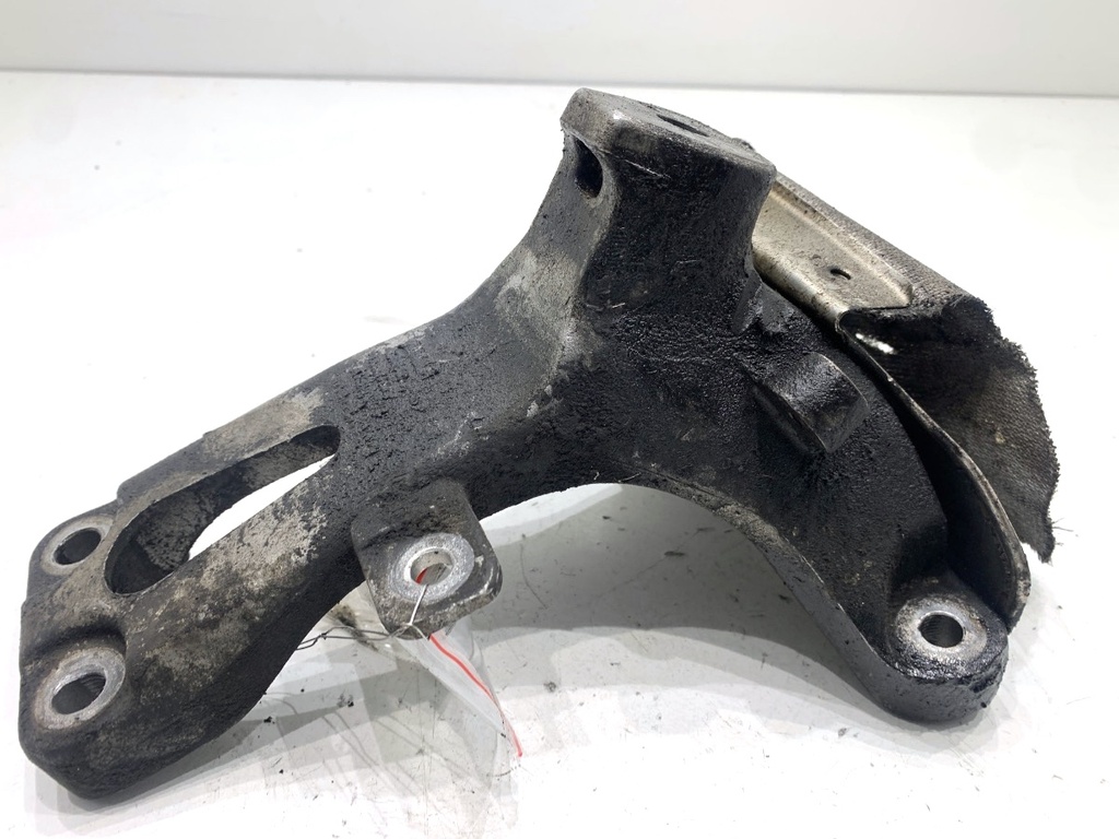 [STARK-843632] Soporte de motor Audi A5 (8T3) 3.0 TDI quattro 2007-2017