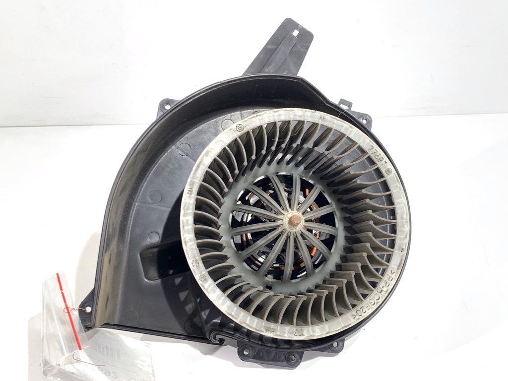 [STARK-842692] Ventilador de admisión SKODA FABIA III (NJ3) 1.0 55 kW 2014-2022