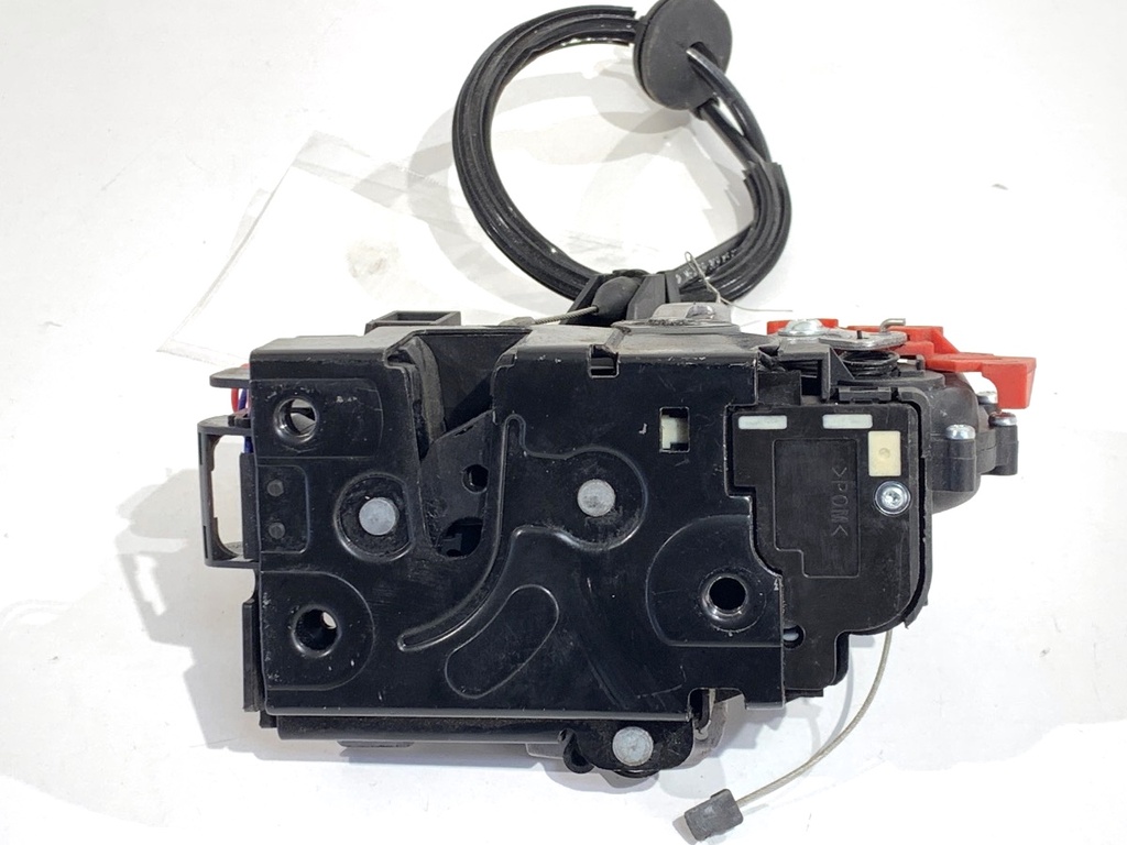 [STARK-844692] Cerradura de puerta delantera derecha VW Golf V (1K1) 2003-2010