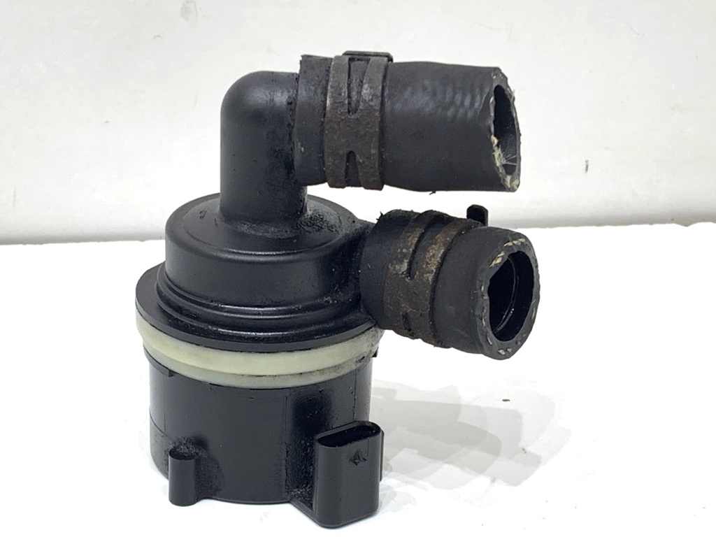 [STARK-844877] Bomba de agua adicional VW Sharan (7N1, 7N2) 2.0 TDI 130 kW 2013-2022