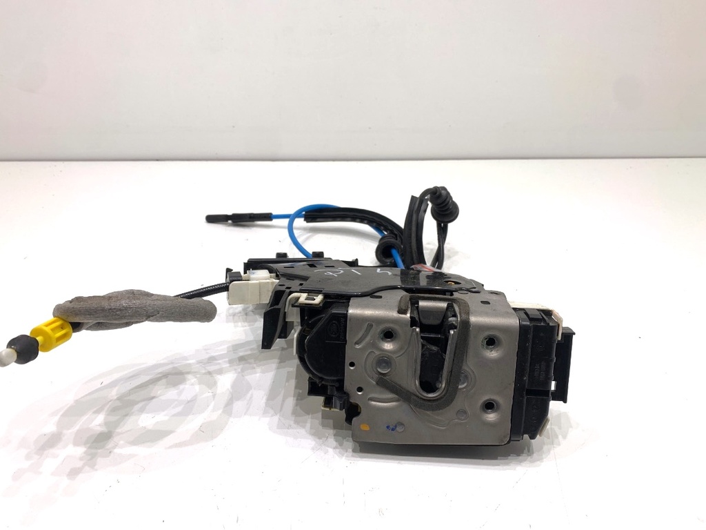 [STARK-845016] Cerradura de puerta trasera derecha Mercedes-Benz GLK (X204) 2008-2015
