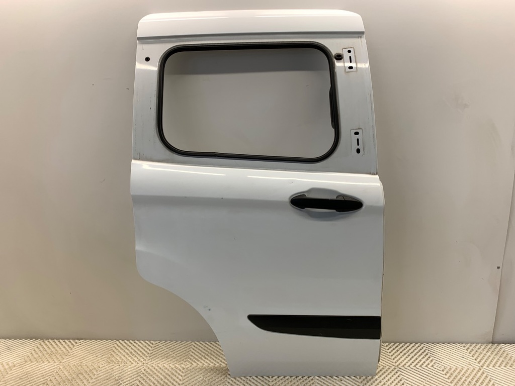 [STARK-873683] Puerta trasera derecha Ford Tourneo Courier B460 2014-2022