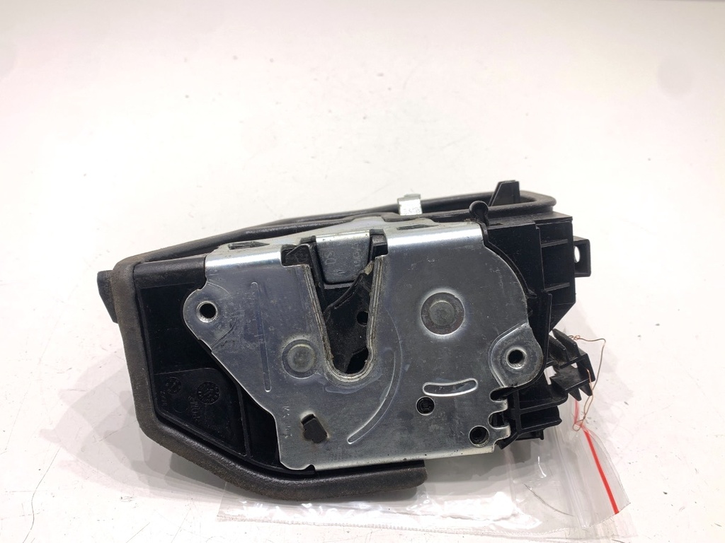 [STARK-845779] Cerradura de puerta trasera izquierda BMW X3 (F25) 2010-2017
