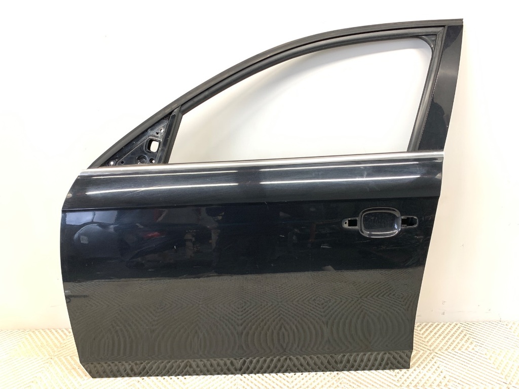 [STARK-875649] Puerta delantera izquierda Audi A4 B8 (8K2) 2007-2015