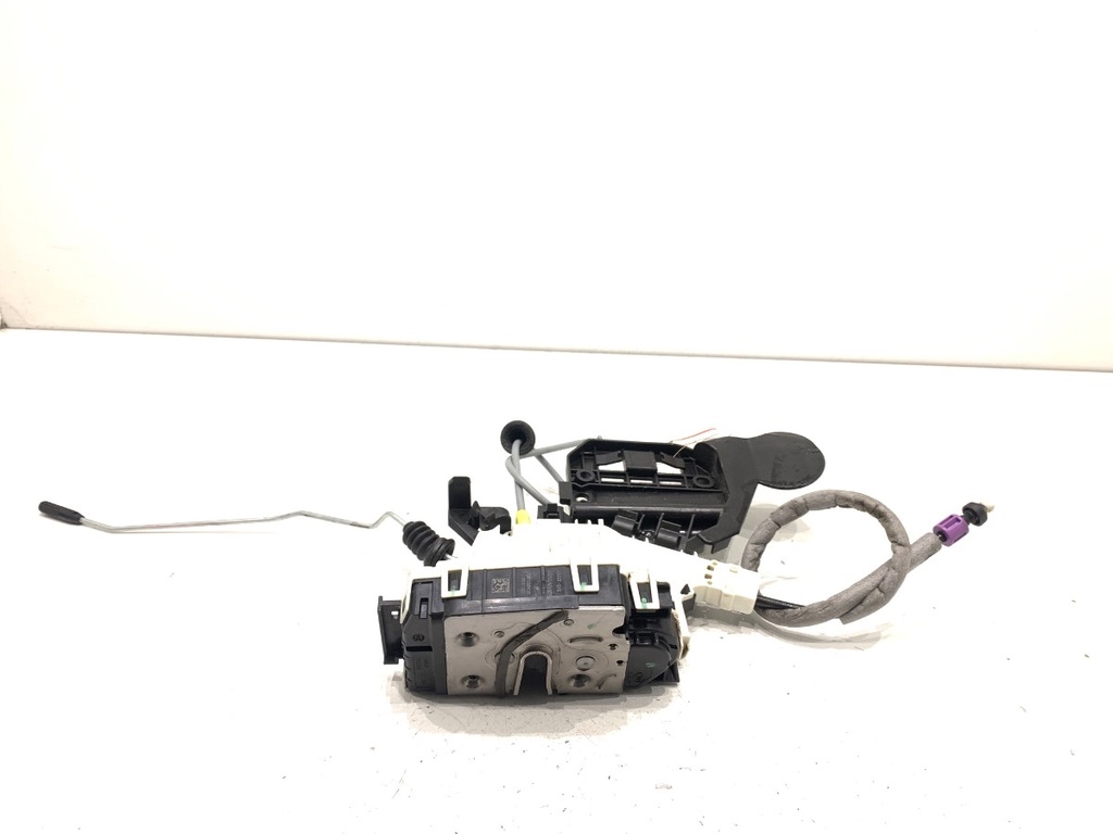 [STARK-847253] Cerradura de puerta delantera derecha Mercedes-Benz Clase M (W166) 2011-2015