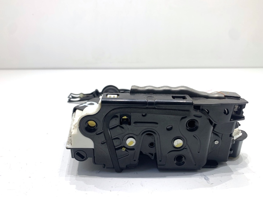 [STARK-847592] Cerradura de puerta delantera derecha SEAT Alhambra (710, 711) 2010-2022