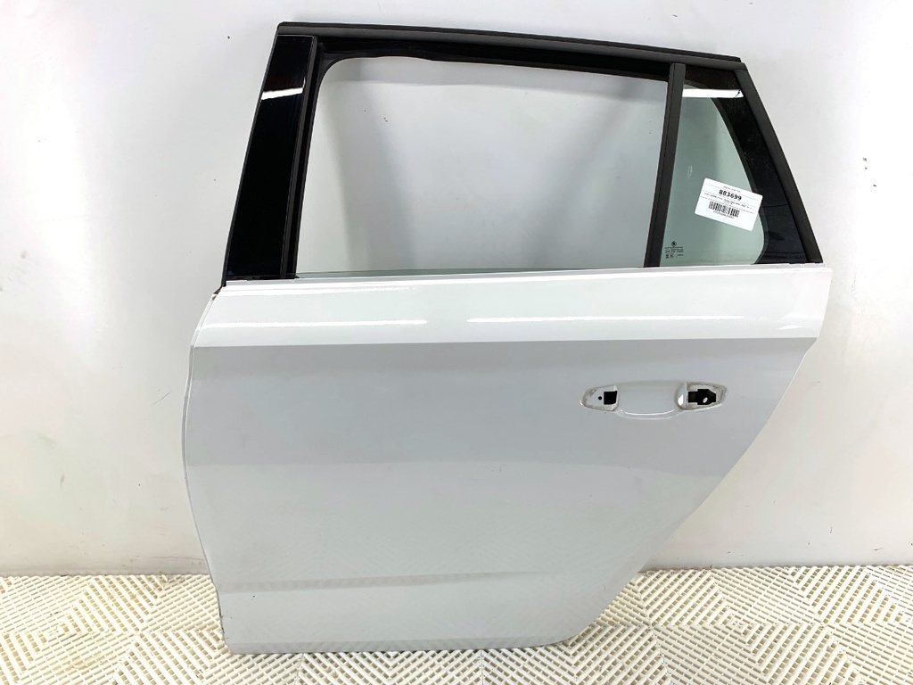 [STARK-883699] Puerta trasera izquierda SKODA SCALA (NW1) 2019-2022