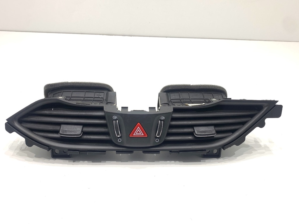 [STARK-848275] Rejilla de admisión de aire delantera HYUNDAI i30 (PDE, PD, PDEN) 2016-2022