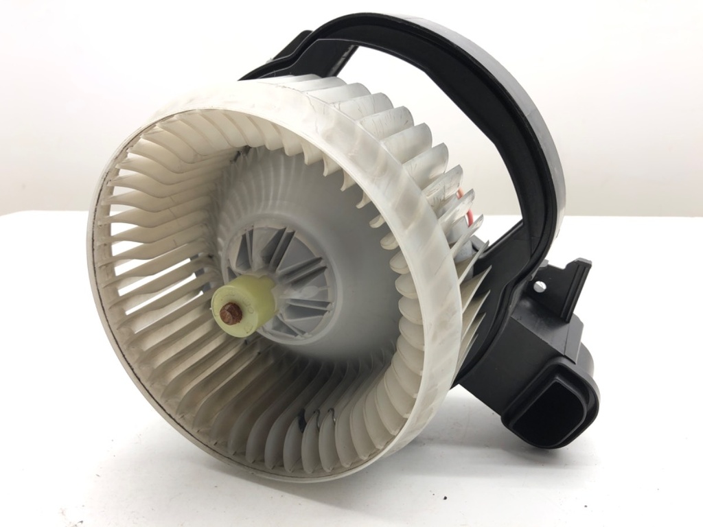[STARK-848905] Ventilador de admisión Jaguar F-Pace (X761) 2.0 TD4 120 kW