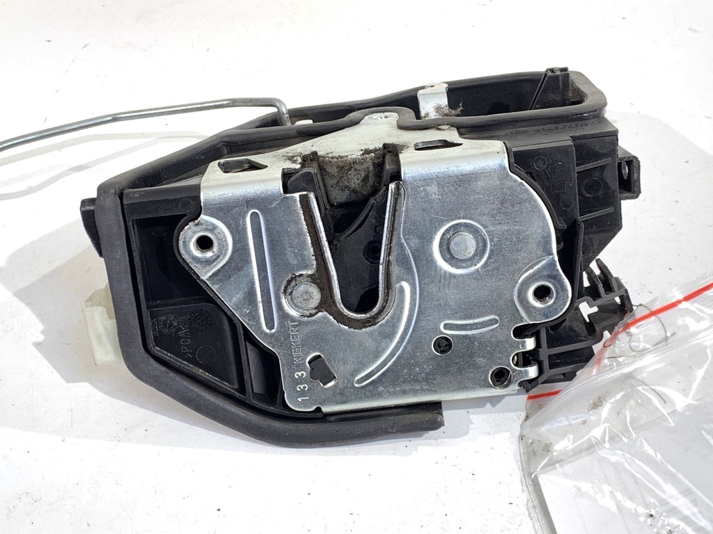 [STARK-849495] Cerradura de puerta delantera izquierda BMW X1 (E84) 2009-2015
