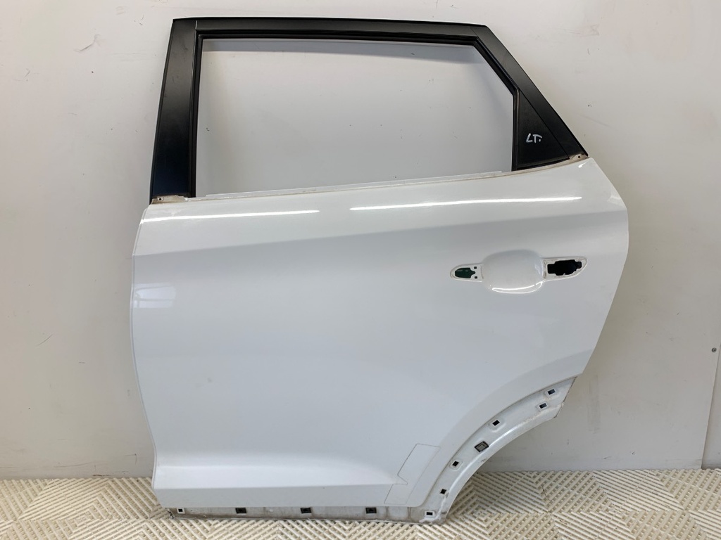 [STARK-894360] Puerta trasera izquierda Hyundai Tucson (TL, TLE) 2015-2022