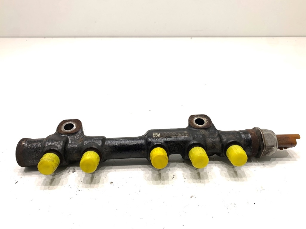 [STARK-849702] Riel de combustible PEUGEOT 308 SW II 1.6 BlueHDi 120 2014-2021