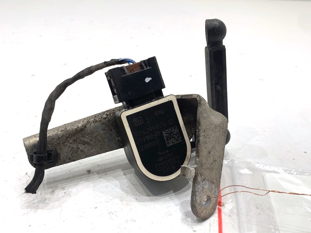 [STARK-850184] Sensor de nivel de xenón BMW Serie 5 Touring (G31) 2.0d 190 CV 2017-2022