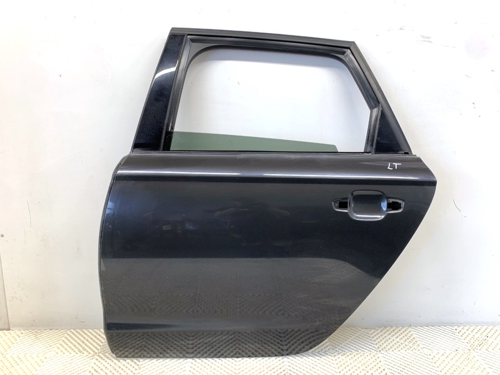 [STARK-899797] Puerta trasera izquierda Audi A6 C7 Avant (4G5, 4GD) 2011-2018