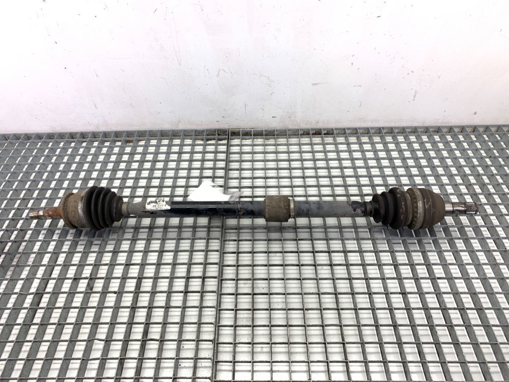 [STARK-851844] Palier delantero derecho OPEL ASTRA J sedán 1.4 LPG 103 kW 2014-2022