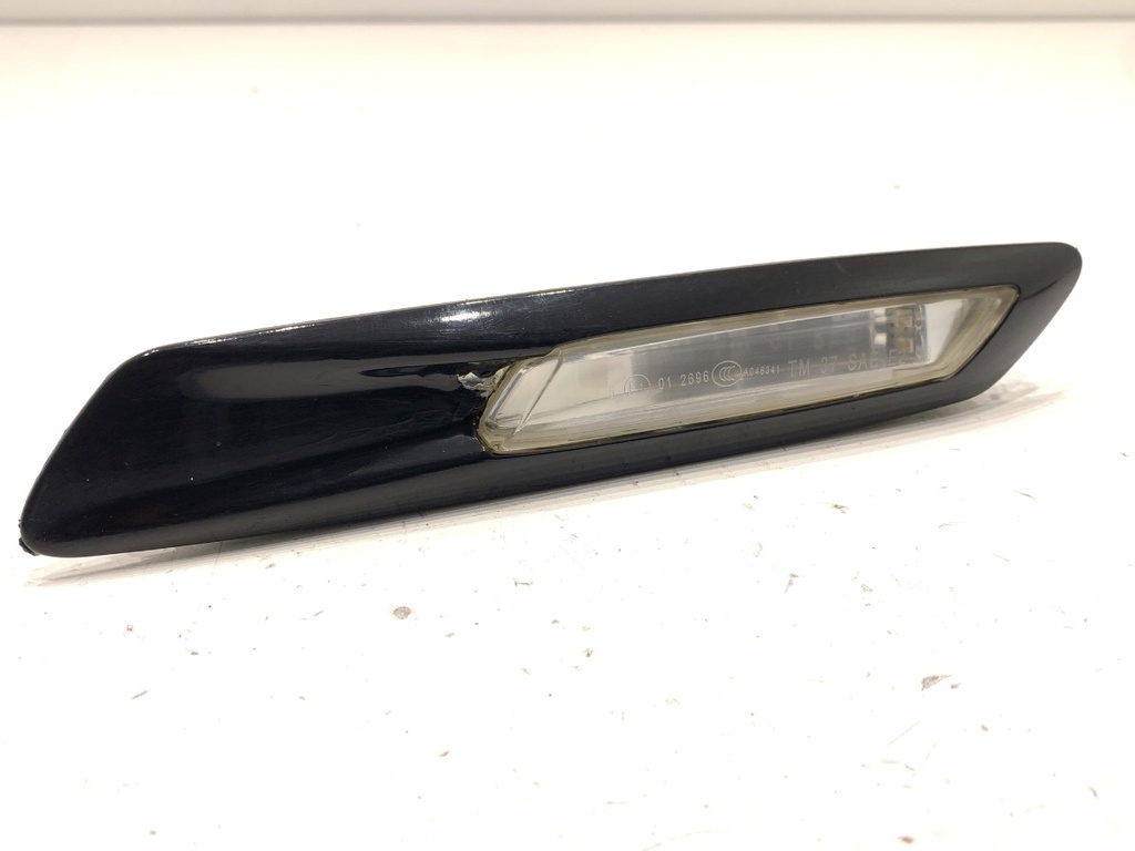 [STARK-852474] Intermitente delantero derecho BMW Serie 5 (F10) 520d 2010-2014
