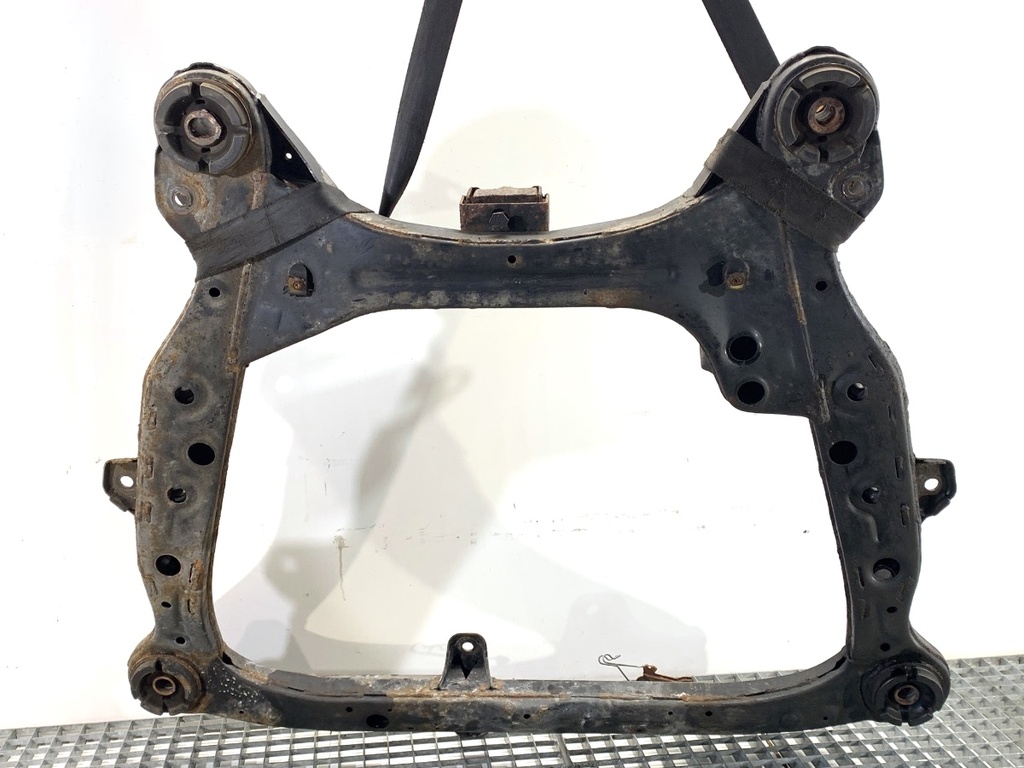 [STARK-898436] Barra de soporte de motor LEXUS RX (_L1_) 2008-2015 450h (GYL10_)
