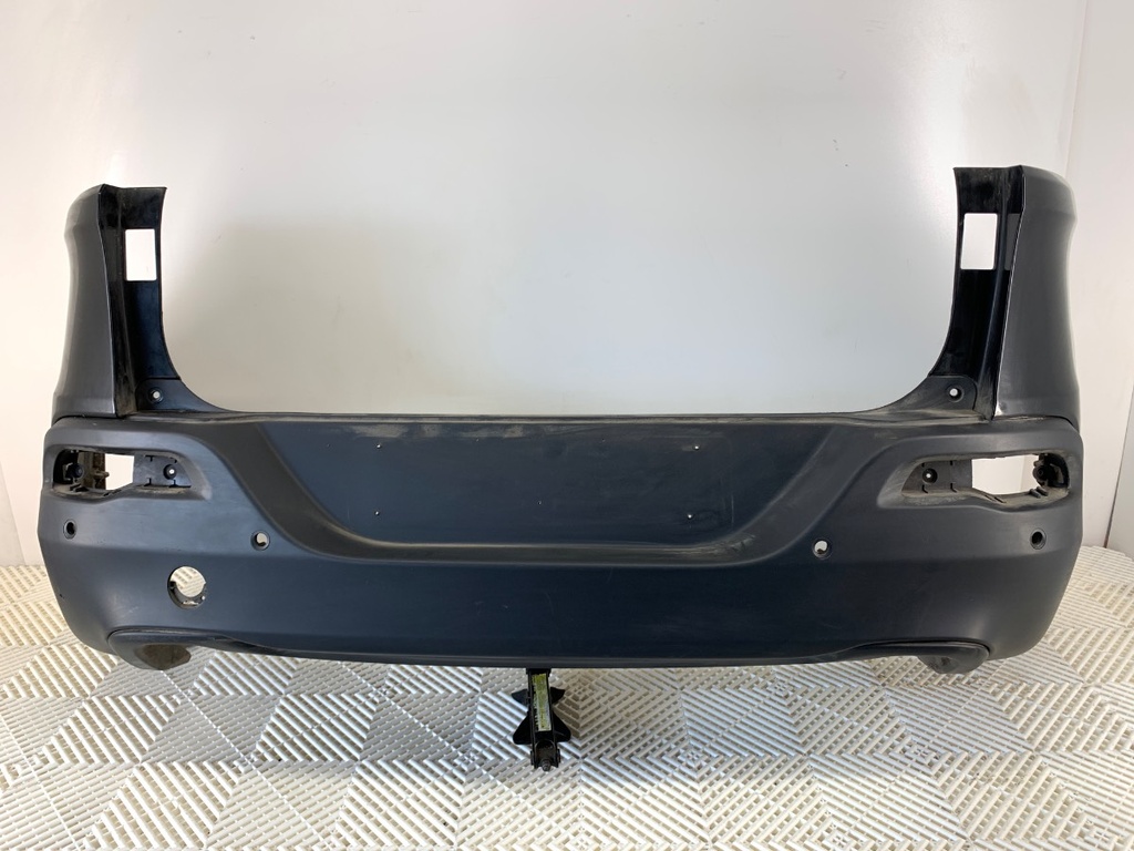 [STARK-876189] Parachoques trasero JEEP Cherokee (KL) 2013-2022