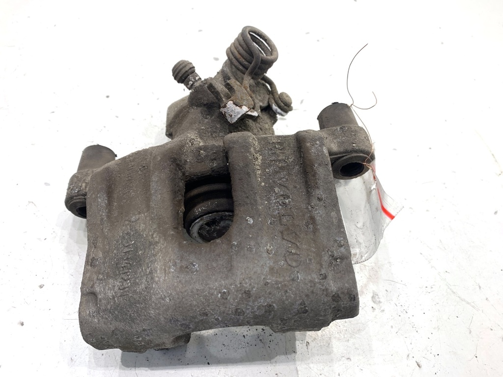 [STARK-856018] Pinza de freno trasera derecha VOLVO V40 liftback (525, 526) 2012-2022 D2 120 CV