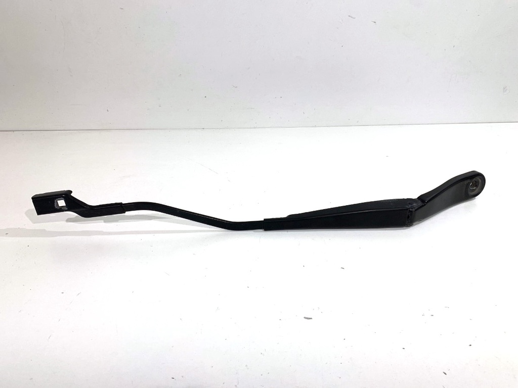 [STARK-856039] Brazo limpiaparabrisas delantero izquierdo VOLVO V40 liftback 2012-2022