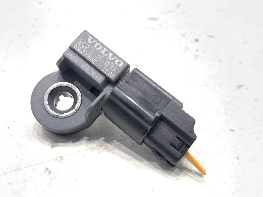 [STARK-856100] Sensor de impacto VOLVO V40 liftback (525, 526) 2012-2022