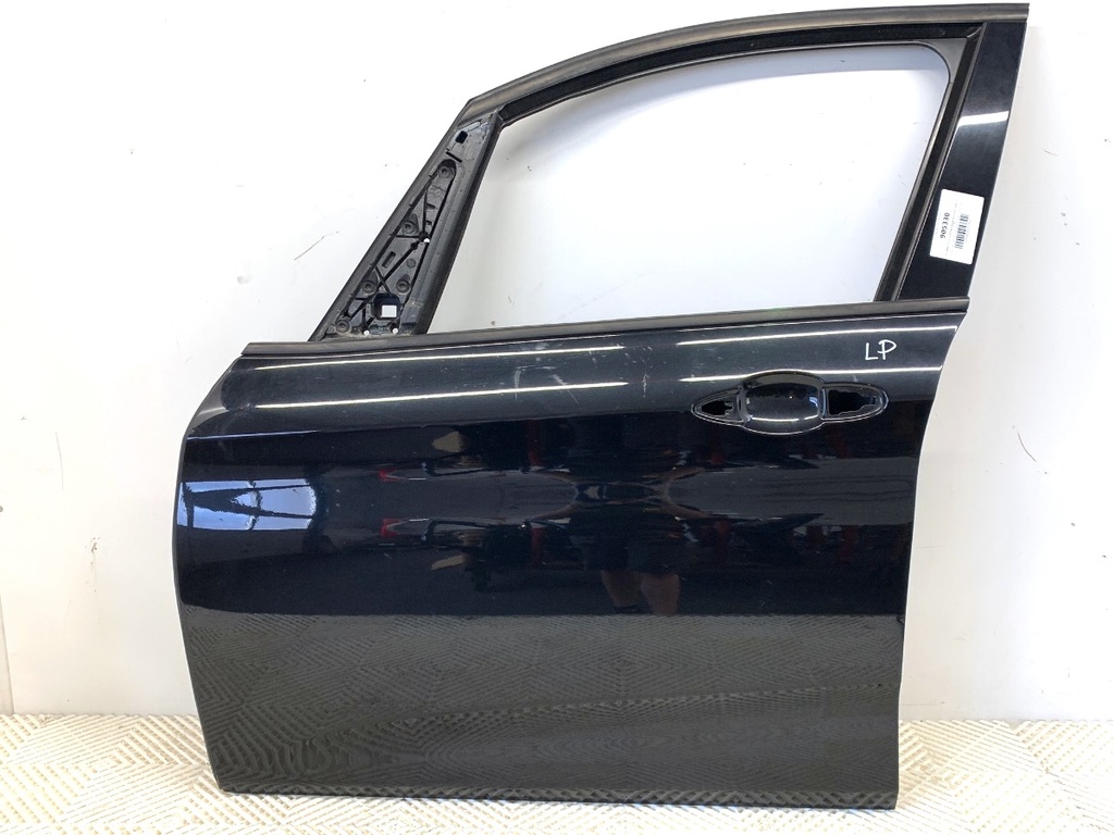 [STARK-905330] Puerta delantera izquierda BMW 2 Active Tourer (F45) 2013-2022