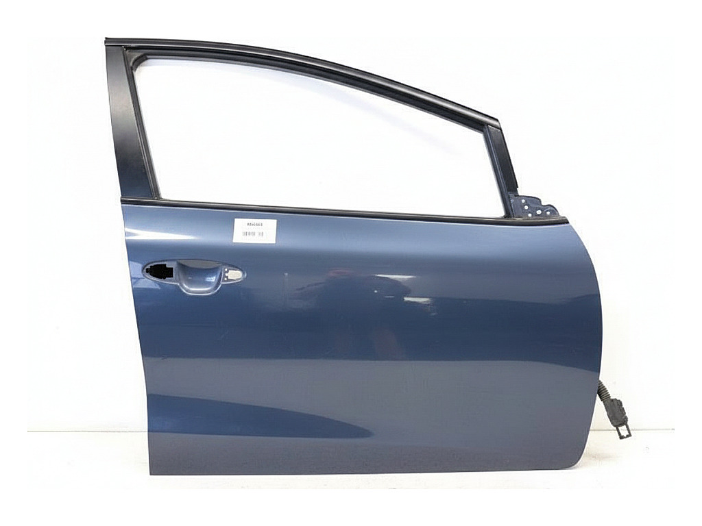 [STARK-906361] Puerta delantera derecha KIA CEE'D Sportswagon (JD) 2012-2018