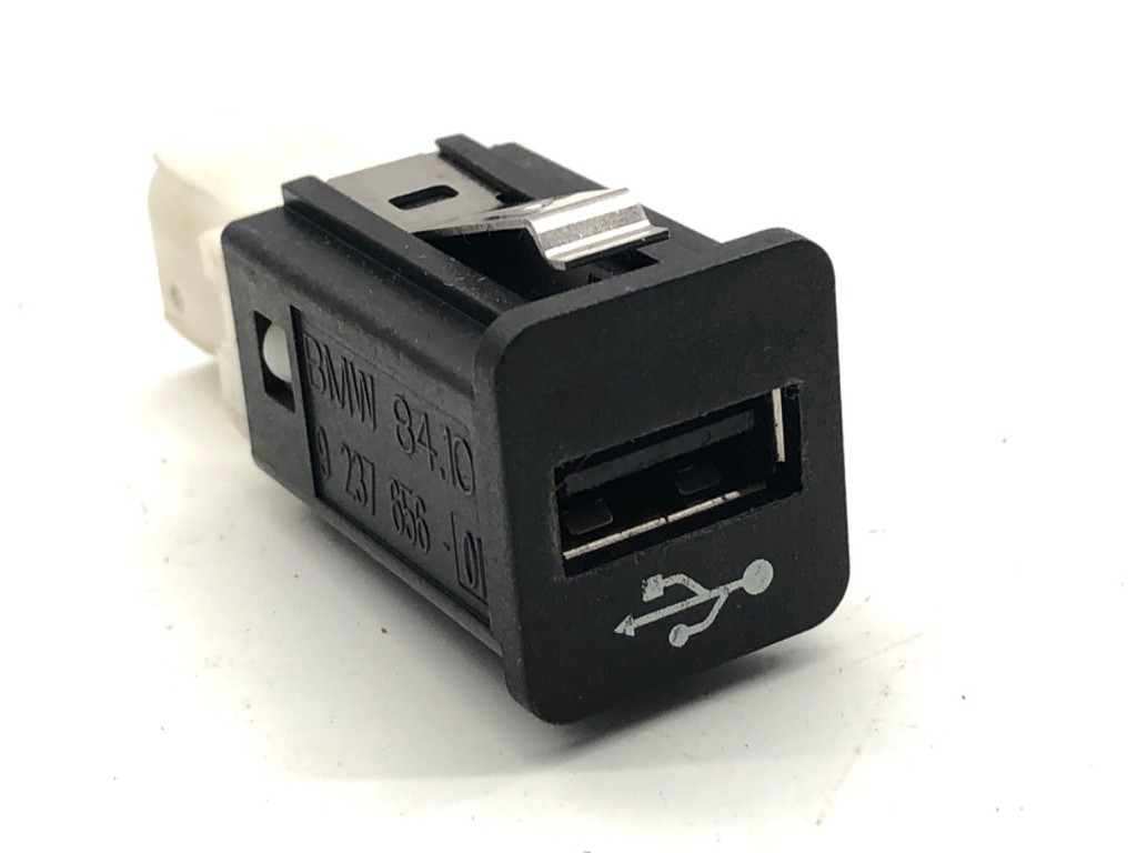 [STARK-858387] Puerto USB BMW X3 (F25) 2010-2017