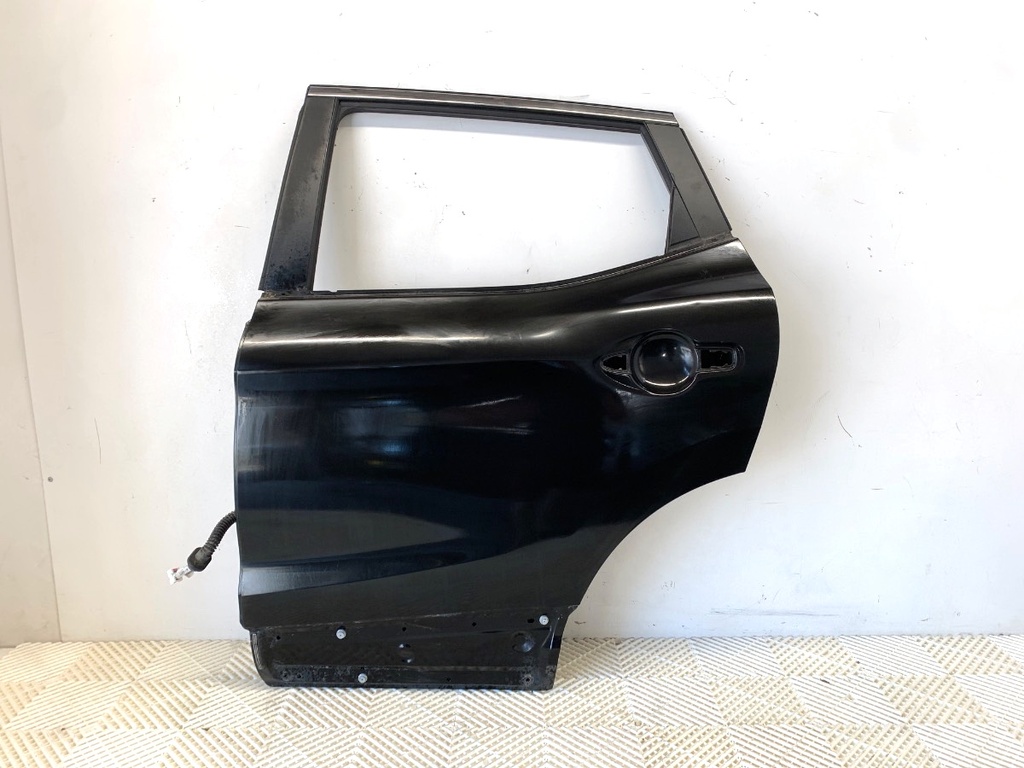 [STARK-913013] Puerta trasera izquierda Nissan Qashqai II (J11) 2013-2022