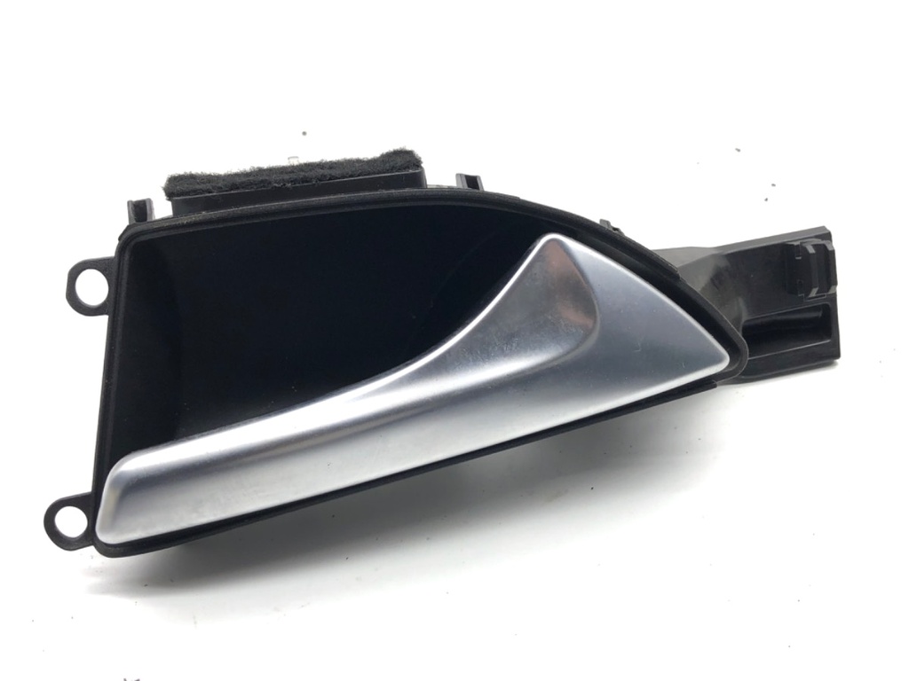[STARK-860327] Tirador interior de puerta delantero derecho Mercedes-Benz CLA Coupe (C117) 2013-2019